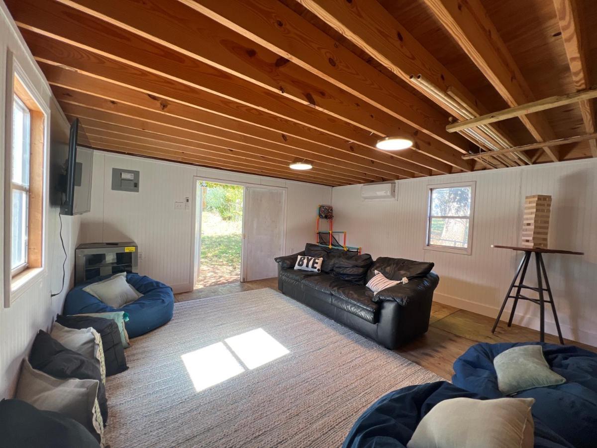 5Br 4B Huge Space With 2 Level Game Barn Greenville Exterior foto